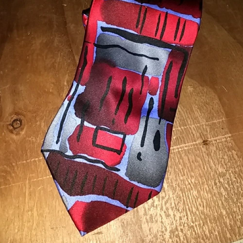 Silk tie